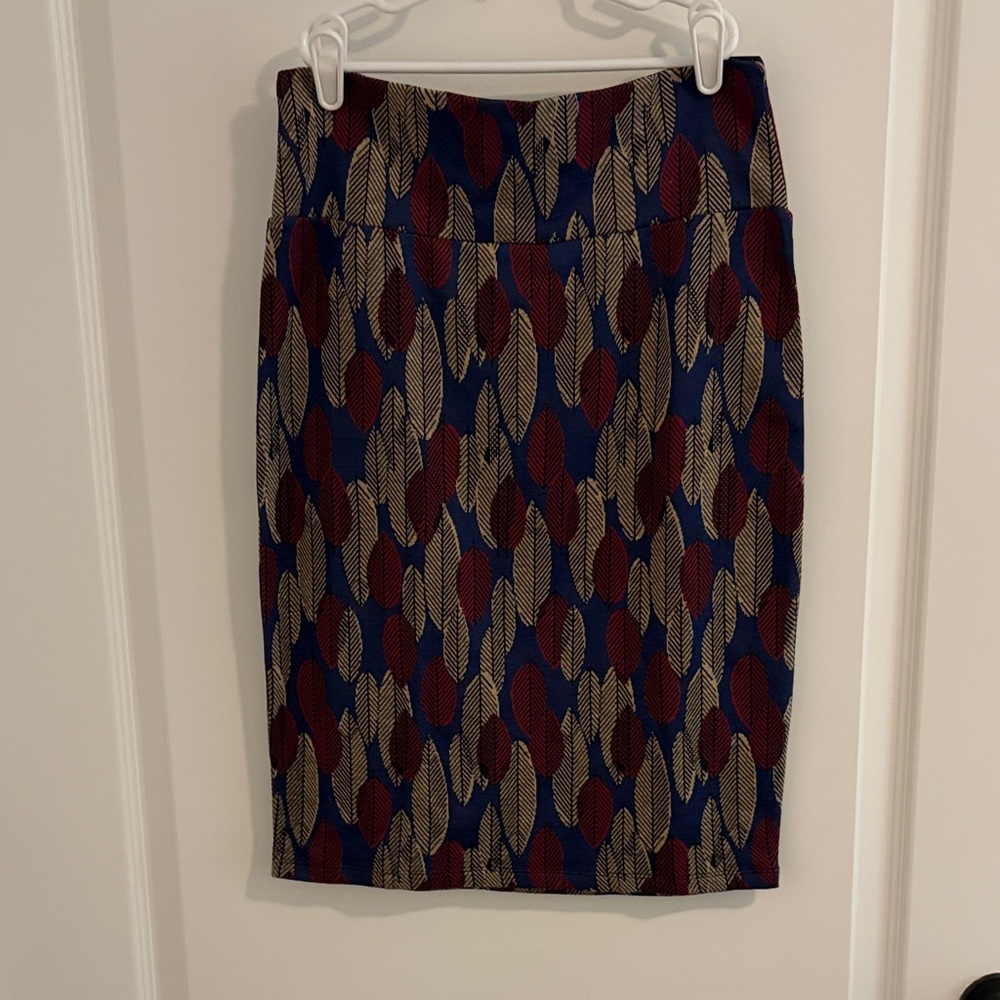 LuLaRoe Pencil Skirt with Leaf Design - Blue and Red